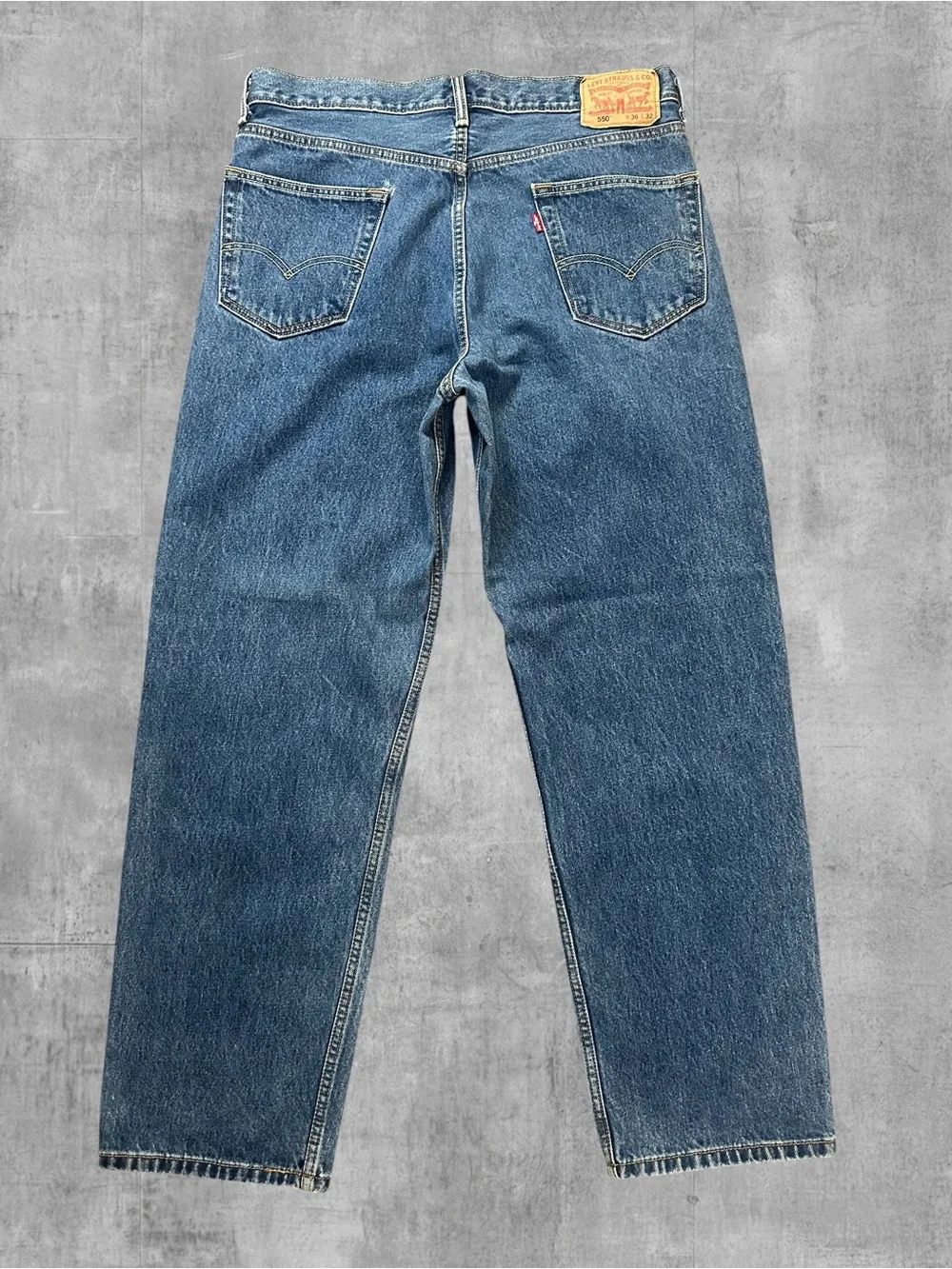 Levi's Men's 550 36x32 Medium Blue Straight Jeans